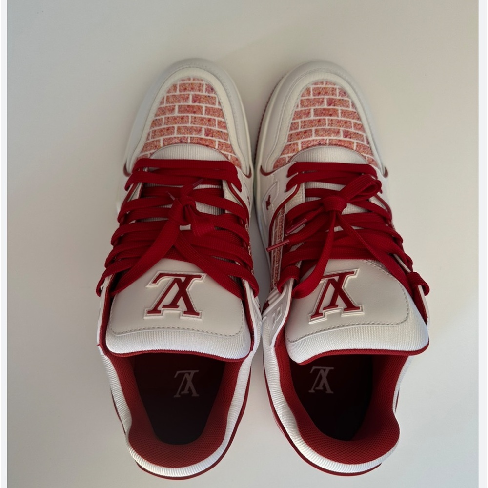 Louis Vuitton Artist Limited sneaker. only a few made ,brand new